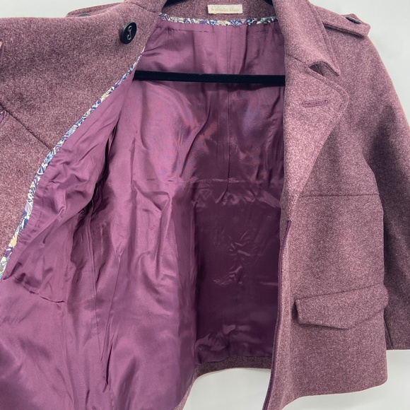 Elegant Women's Burgundy Peacoat - Picture 5 of 8